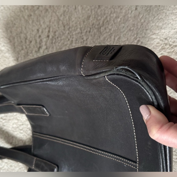 Coach Leather Hampton Bag (vintage) - Picture 3 of 6